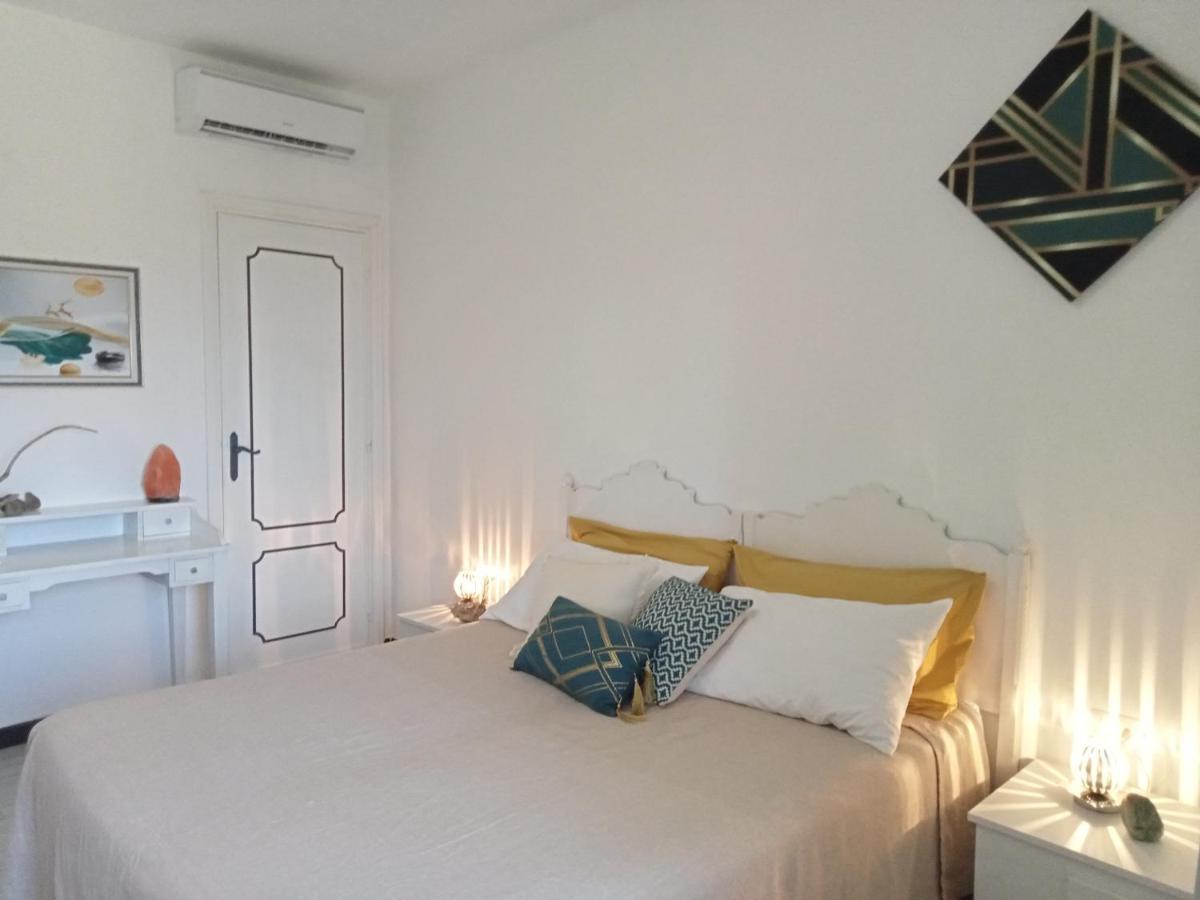 La Rosa Dei Venti Bed & Breakfast La Caletta Eksteriør bilde