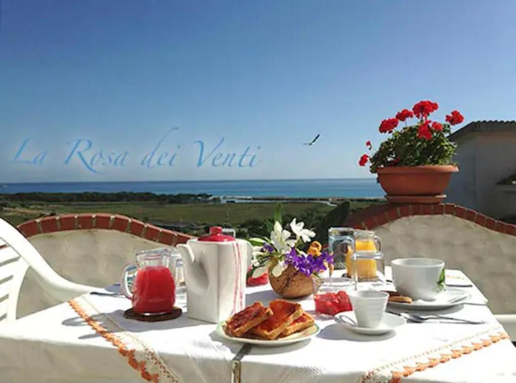La Rosa Dei Venti Bed & Breakfast La Caletta Eksteriør bilde
